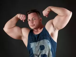 ChrisMuscleFit shows shows pictures